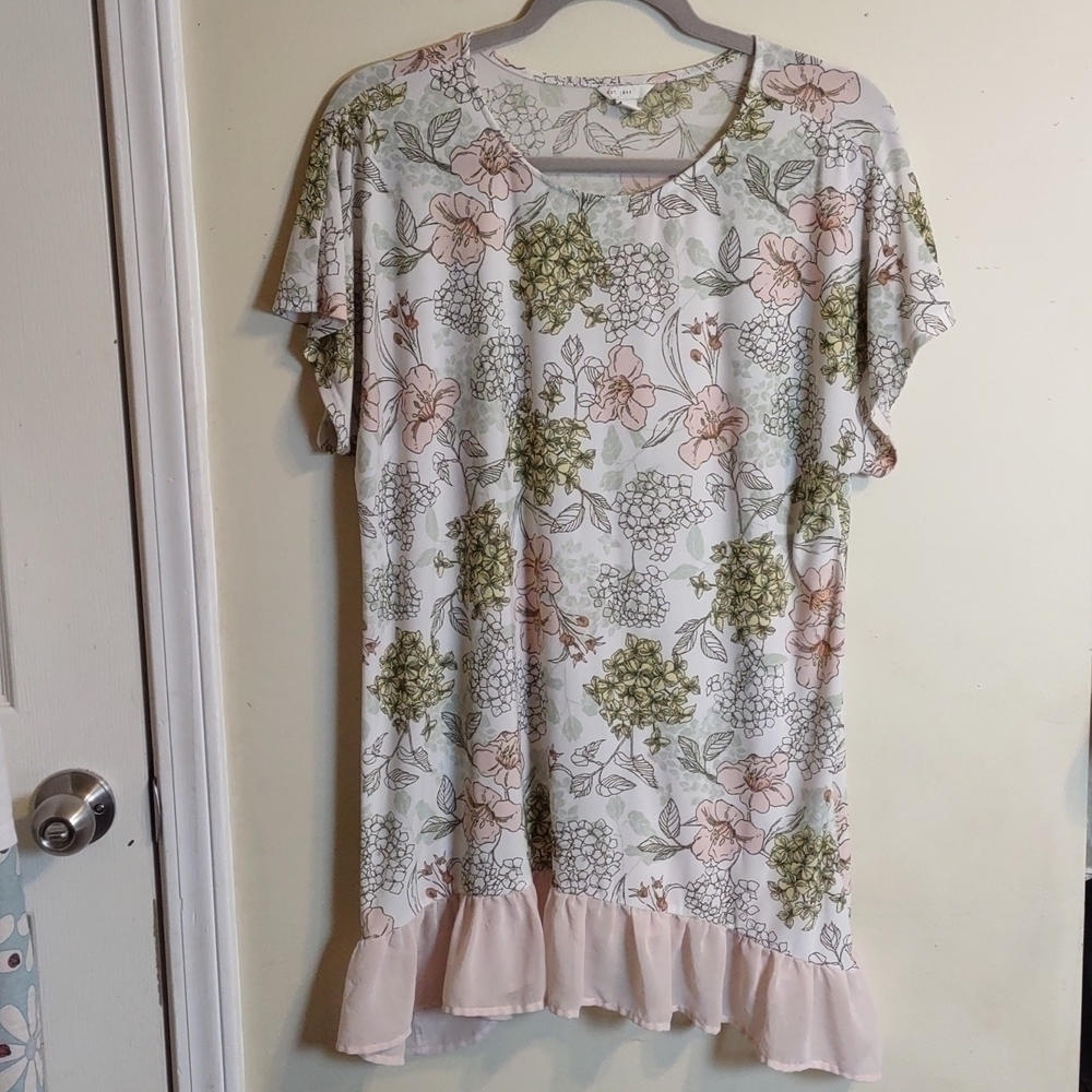 Est. 1946 Floral Tunic Top